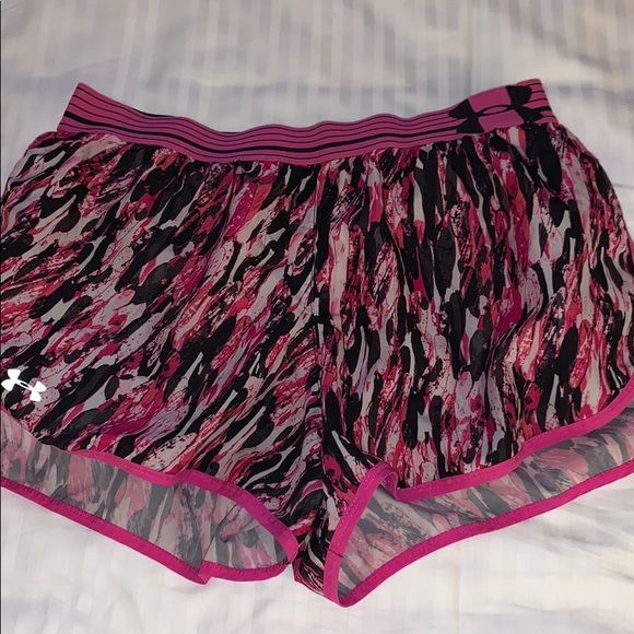 Under Armour Pants - Under Armour pink black athletic shorts small
